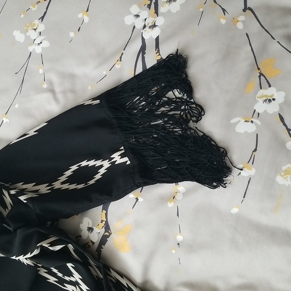 Tassel Cardigan - Picture 5 of 6